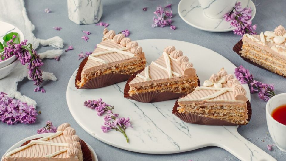 Торт Вишневая вуаль: очень вкусный и простой в приготовлении домашний торт Торт Вишневая вуаль: очень вкусный и простой в приготовлении домашний торт