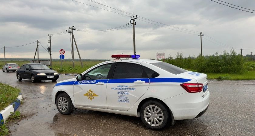 Водителей предупредили. С 20 июня начинают лишать прав за опущенные стекла