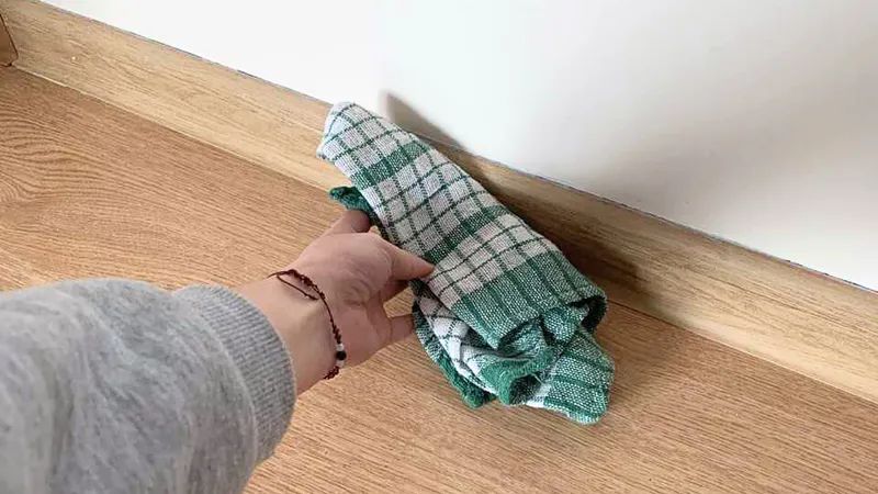       :   