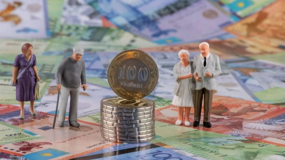 Как обеспечить достойную пенсию? Советы от ЕНПФ