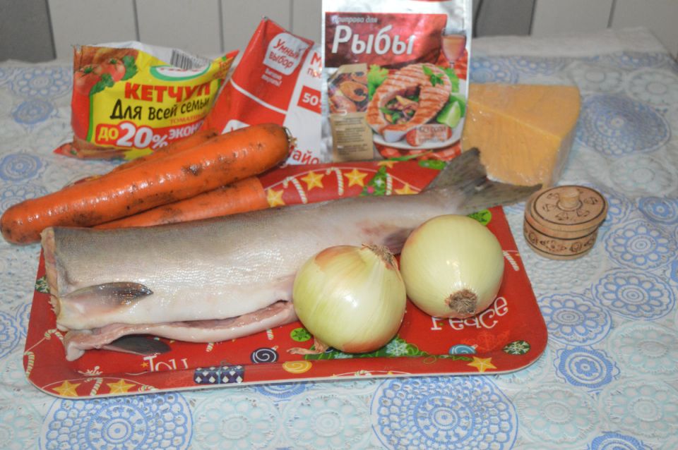 Горбуша с сыром и овощами: простой рецепт в мультиварке