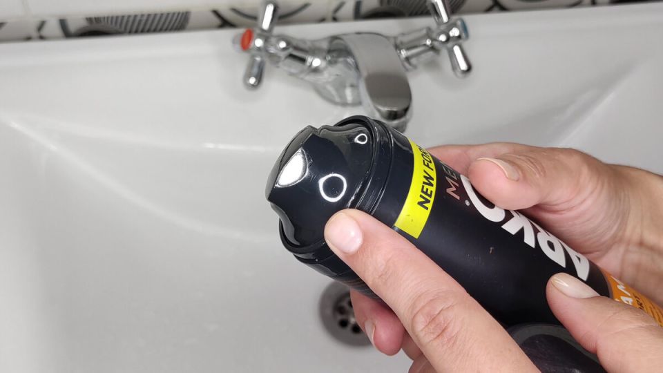 Как использовать пену для бритья в повседневной уборке: неожиданные секреты