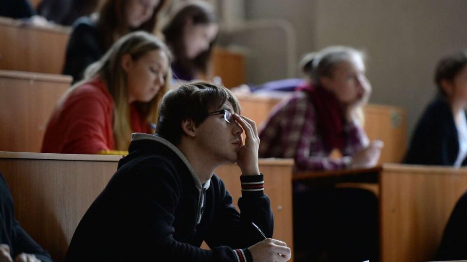 Льготы и пособия для студентов: все, что нужно знать в 2025 году