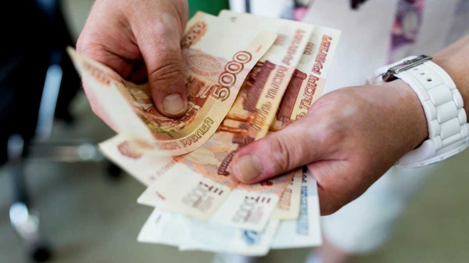 Как выбрать безопасную МФО: топ-3 компании, готовые прийти на помощь