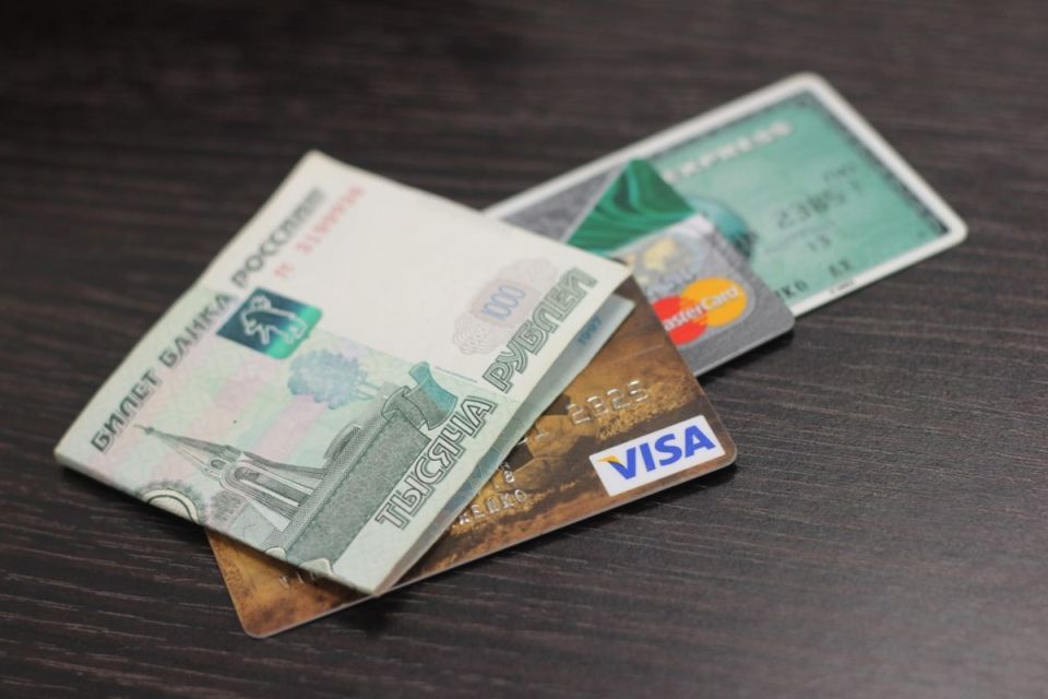 Серьезные последствия за продажу банковских карт: новое уголовное законодательство