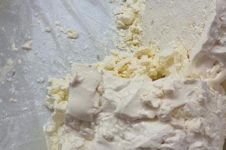 Что приготовить из творога и ягод: 5 легких десертов для здоровья и удовольствия