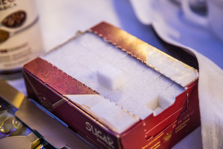 Чем заменить сахар: варианты для выпечки, напитков и каш