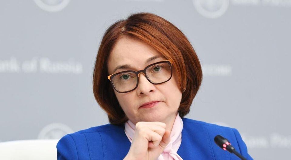 Взлет и падение высоких ставок: что ожидает банковские депозиты?