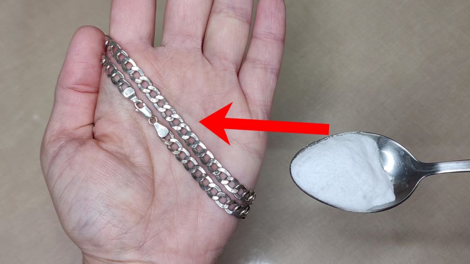 Как вернуть серебру блеск: простой способ очистки
