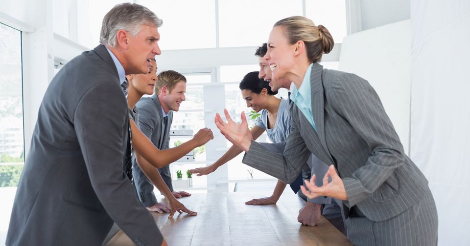 Операторы связи требуют изменений в законодательстве для улучшения доступа к многоквартирным домам