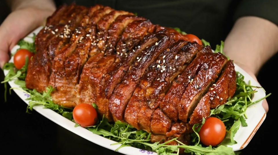 Искусство запекания мяса: как достичь совершенства в духовке