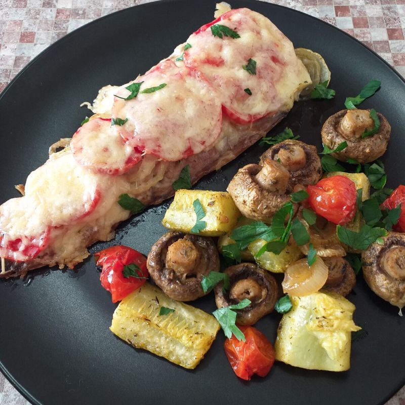 Скумбрия, запечённая в духовке: идеальное угощение для любого стола