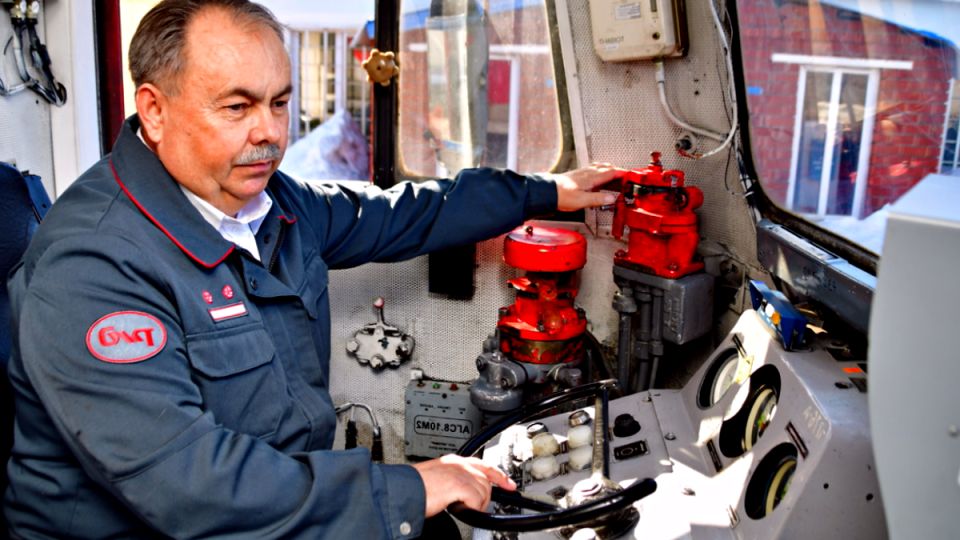 Лайфхак для будущих пенсионеров: объединение льготных стажей