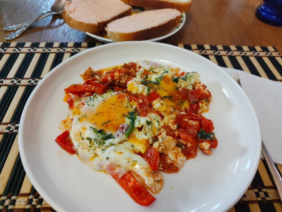 Ассорти осеннего стола: блины с творожком и уютные рецепты ноября