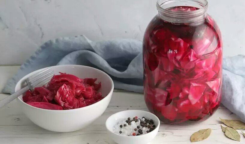 Идеальная маринованная капуста со свеклой: секреты успеха