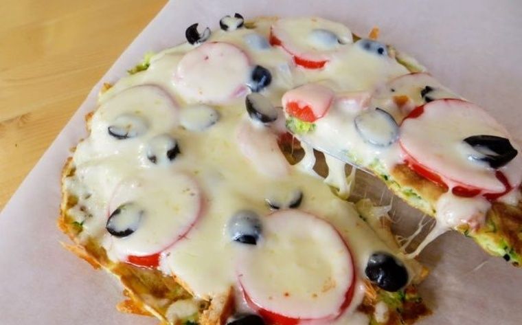 Кабачковая пицца на сковороде: идеальный завтрак для всей семьи