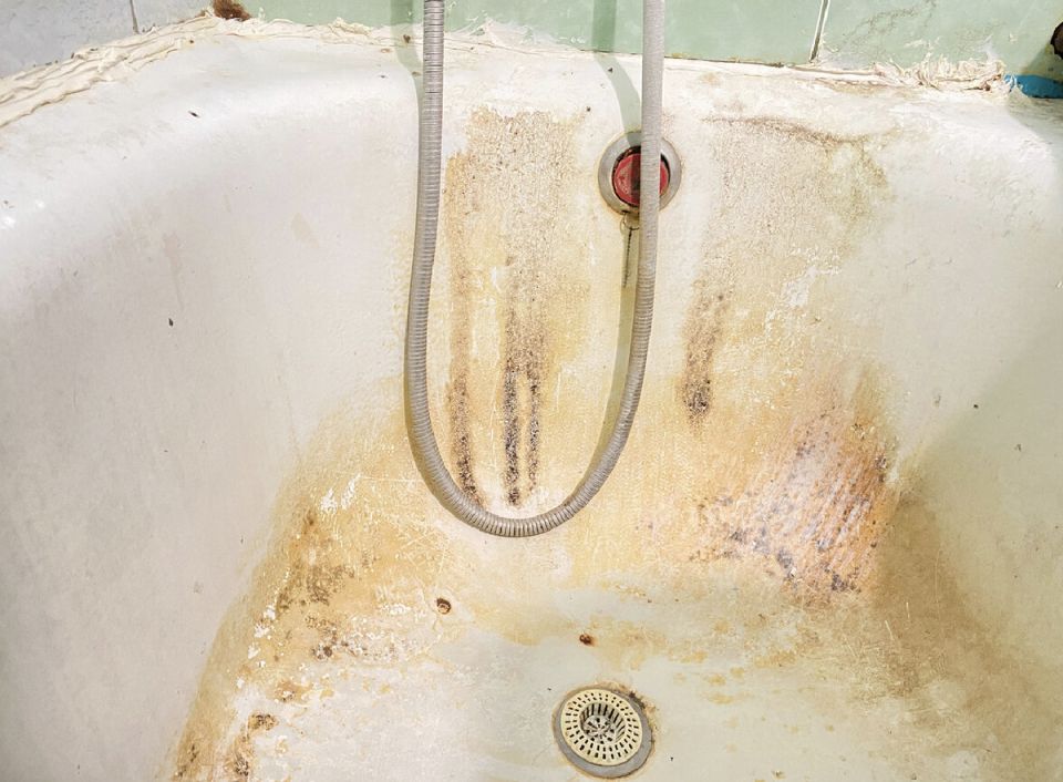 Эффективные методы очистки ванны: как добиться идеального результата