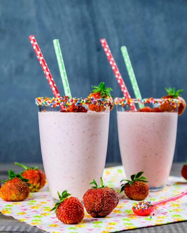 Сладкие моменты ноября: отмечаем день молочных коктейлей и шоколадного кекса