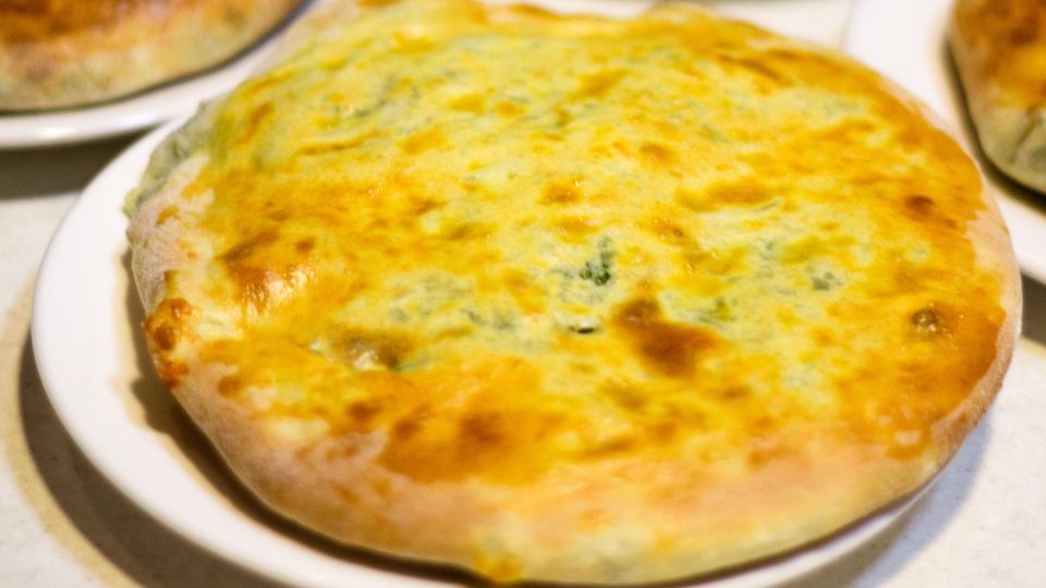 Даже остыть не успеют: эти сырные лепешки сметут со стола моментально