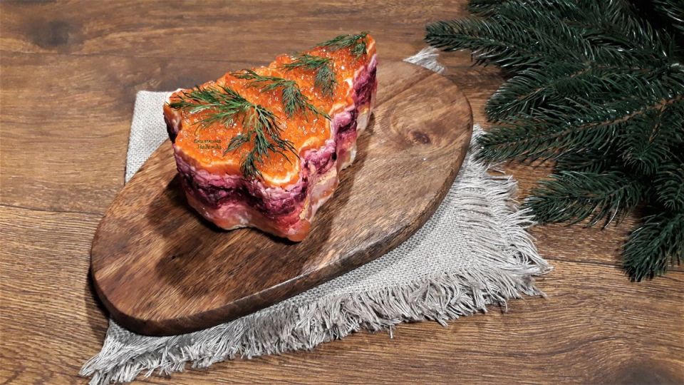 Царская шуба на форели — альтернативный новогодний деликатес