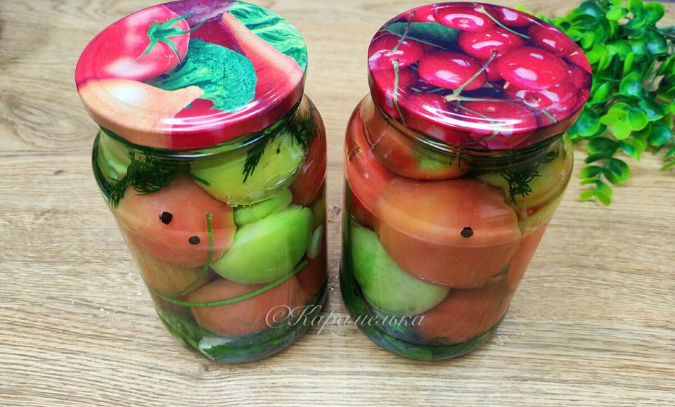 Как сохранить последний вкус лета: пикантные зеленые помидоры на зиму