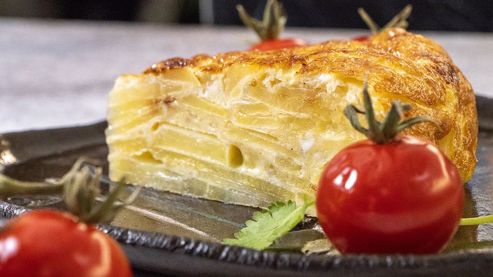 Испанская тортилья: сытный завтрак на каждый день