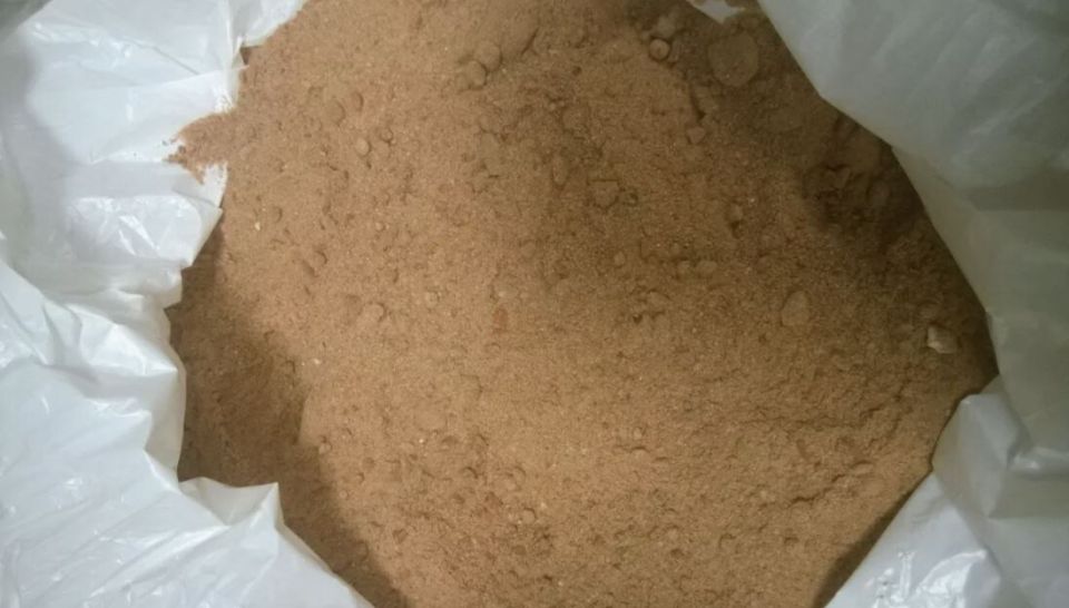 Фосфоритная мука: Как обеспечить свои растения питательными веществами на несколько лет вперед