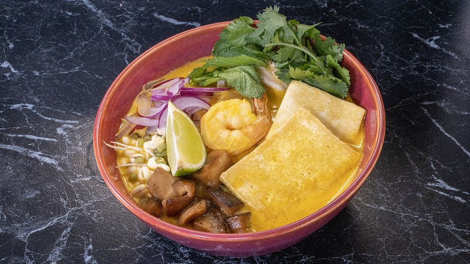 Суп Карри Лакса: кулинарное произведение искусства