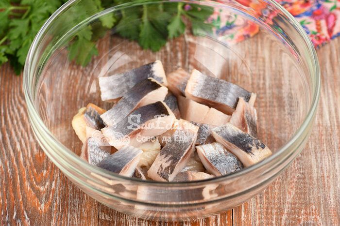 Закуски из селедки: четыре кулинарные находки