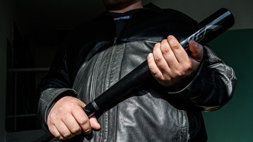 Общество под давлением долгов: что делать, если ваши обязательства попали к коллекторам?