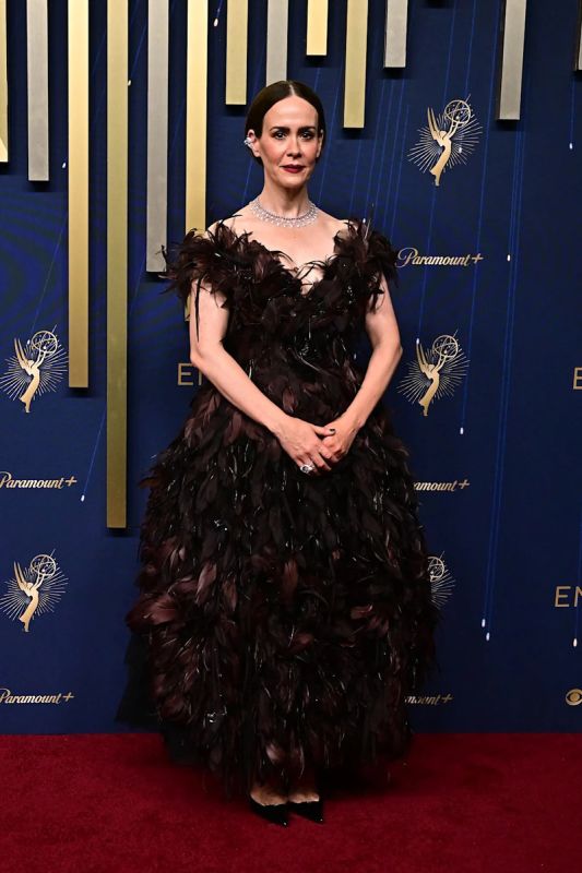 Эмми-2025: Какую игру в стиле показали звезды на красной дорожке