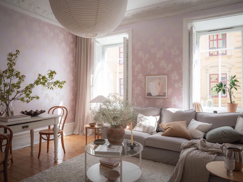 Очарование шведского интерьера: квартира с ярким женским характером