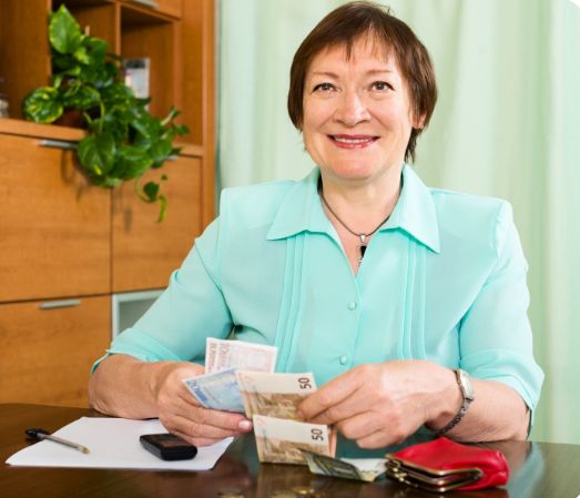 Почему прибавка к пенсиям не у всех: разбираться в разнице