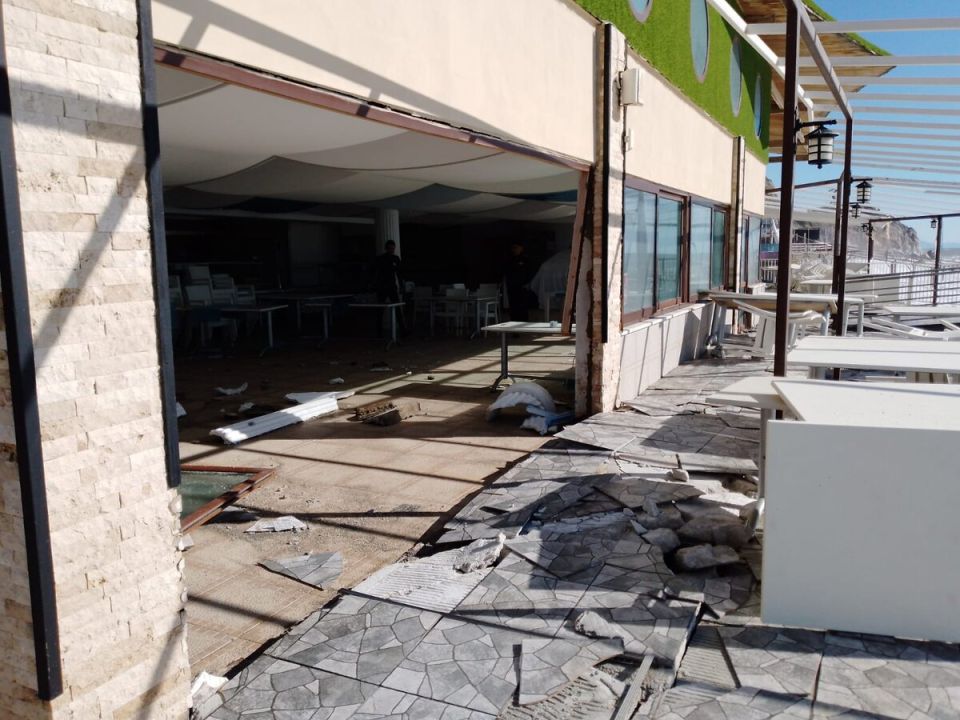    :  Beach Club Doganay  