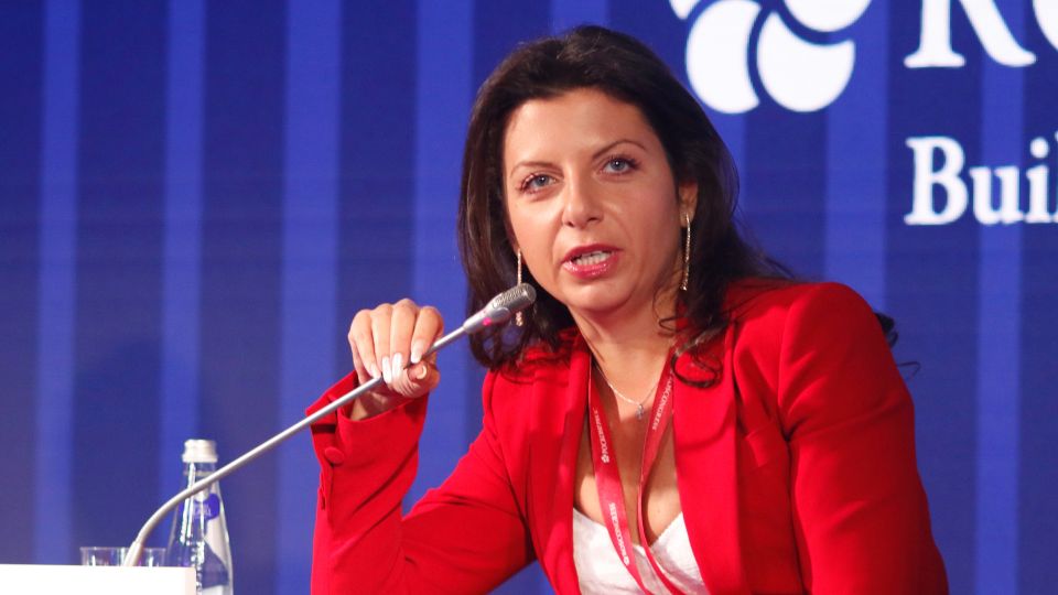 «Абсолютно французское блюдо»: Симоньян поделилась рецептом закуски (видео)