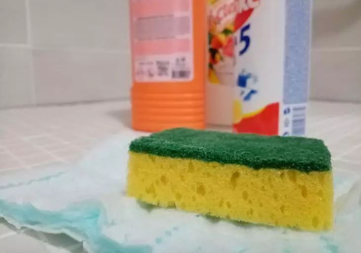 Как часто нужно менять губку для мытья посуды: эта неожиданная информация вас удивит