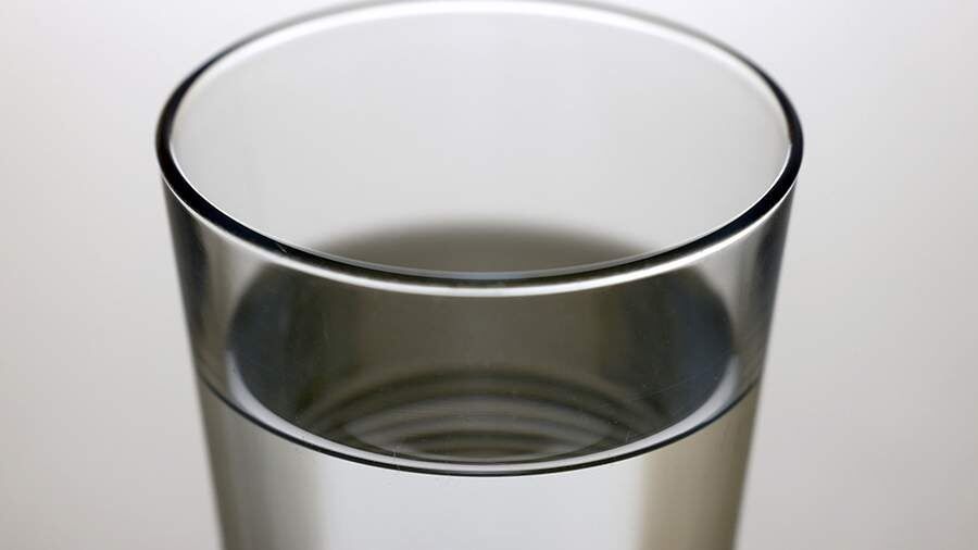 Советы по потреблению воды во время еды: что нужно знать