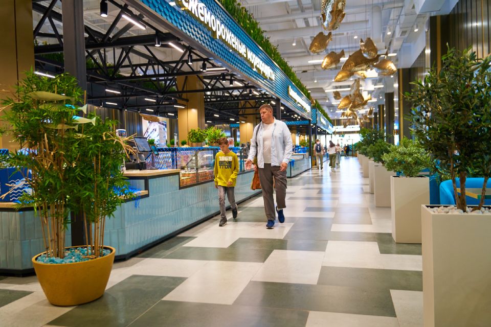 Свежий дальневосточный улов на рынке Москвы: нерка и горбуша в ассортименте