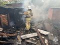 В Змиевке пожарные спасли от огня гараж и автомобиль