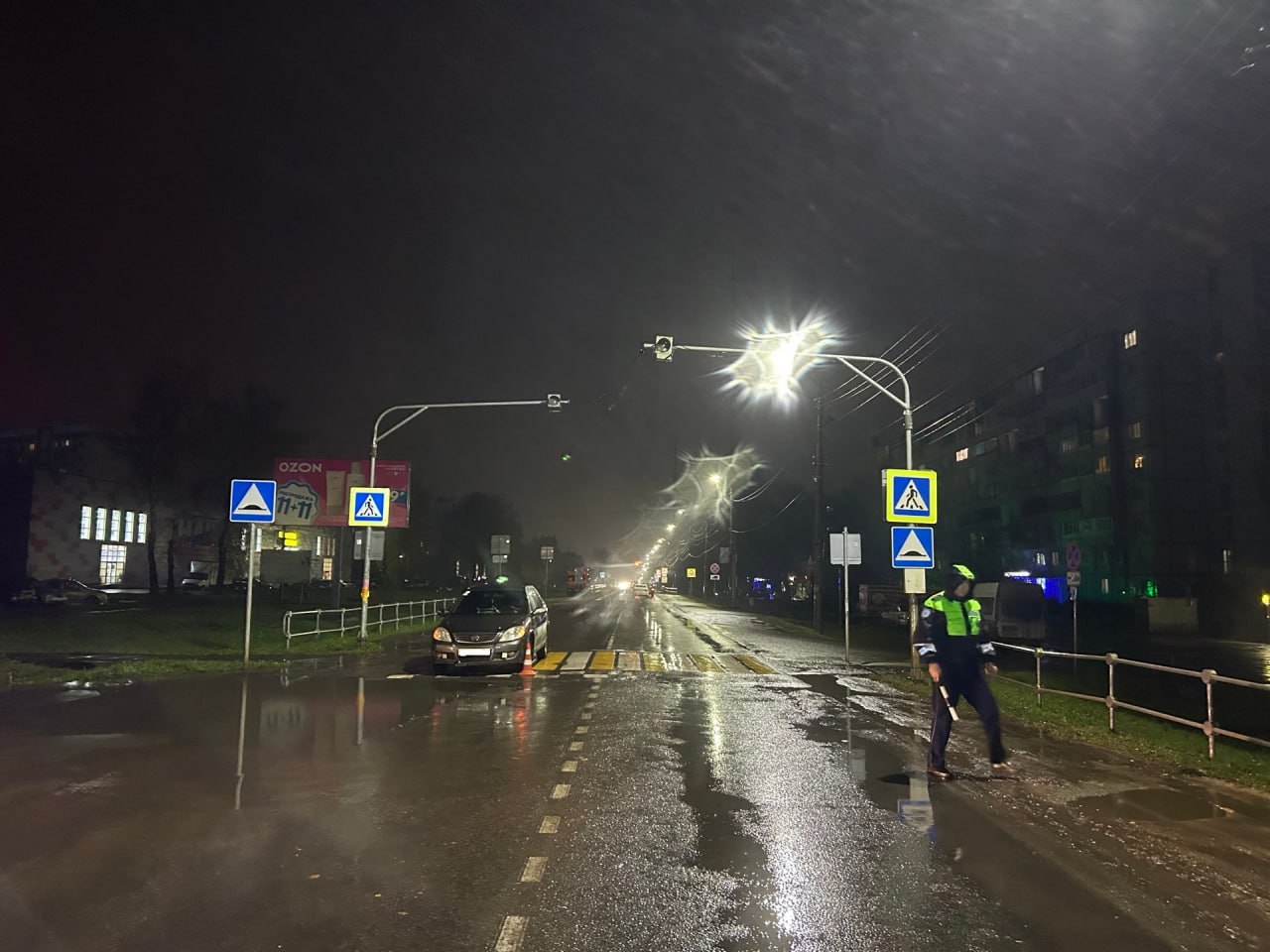 Три пешехода в Орле и Мценске попали под колеса автомобилей, переходя дорогу по переходам! Три пешехода в Орле и Мценске попали под колеса автомобилей, переходя дорогу по переходам!