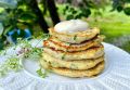 Вдохновение на кухне: нежные оладьи из кабачков с куриным филе