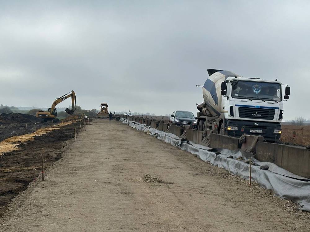 В начале ноября в Свердловском районе откроют для движения одну из полос дороги, где будет автоматический пункт весового контроля