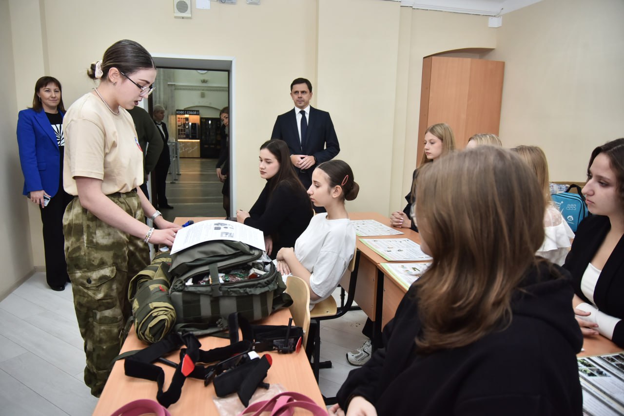 Андрей Клычков: Встретился с нашими бойцами, участниками программы «Герои земли Орловской» Андрей Клычков: Встретился с нашими бойцами, участниками программы «Герои земли Орловской»