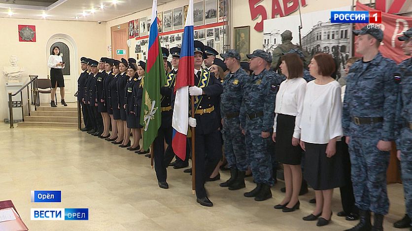 17 судебных приставов и кадетов приняли присягу в Орле