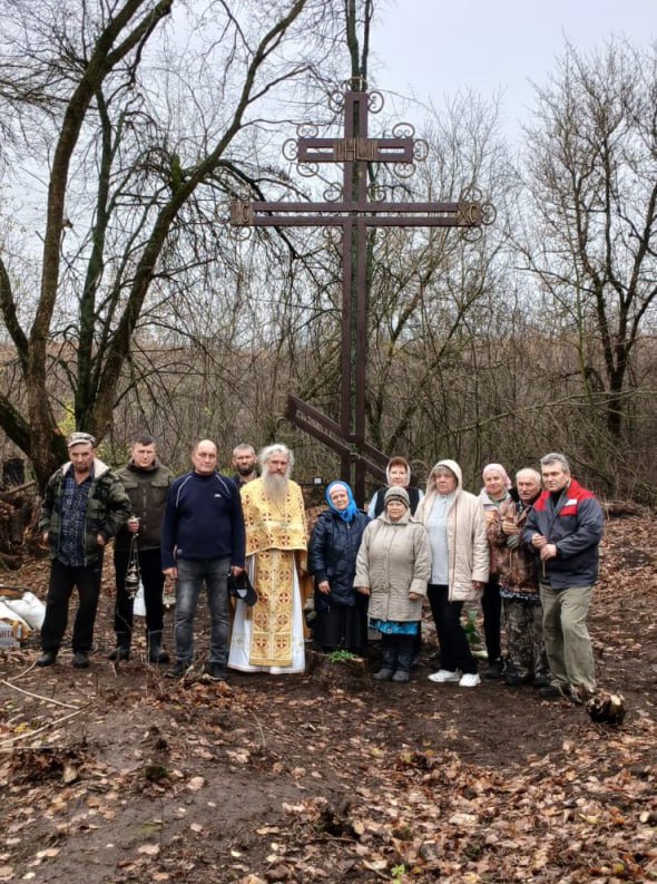В Орловской области на месте несохранившегося храма установили поклонный крест