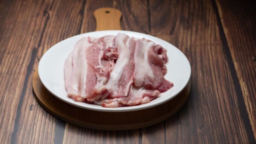 Такую грудинку сметут со стола в первую очередь: муж больше не сможет есть колбасу