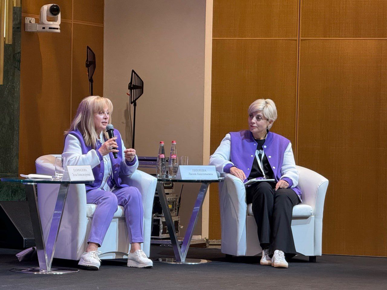 На образовательном электоральном форуме молодежи «Выбор. ФМ. Сириус» состоялась тематическая сессия «Молодежь и выборы: опыт регионов» На образовательном электоральном форуме молодежи «Выбор. ФМ. Сириус» состоялась тематическая сессия «Молодежь и выборы: опыт регионов»