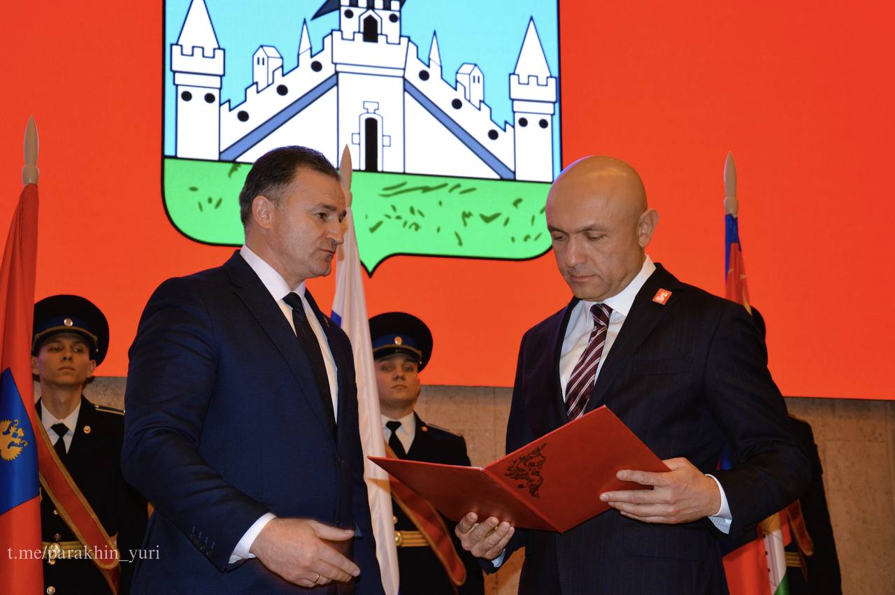 Юрий Парахин: Дорогие друзья! Для меня служение Орлу — не просто работа Юрий Парахин: Дорогие друзья! Для меня служение Орлу — не просто работа