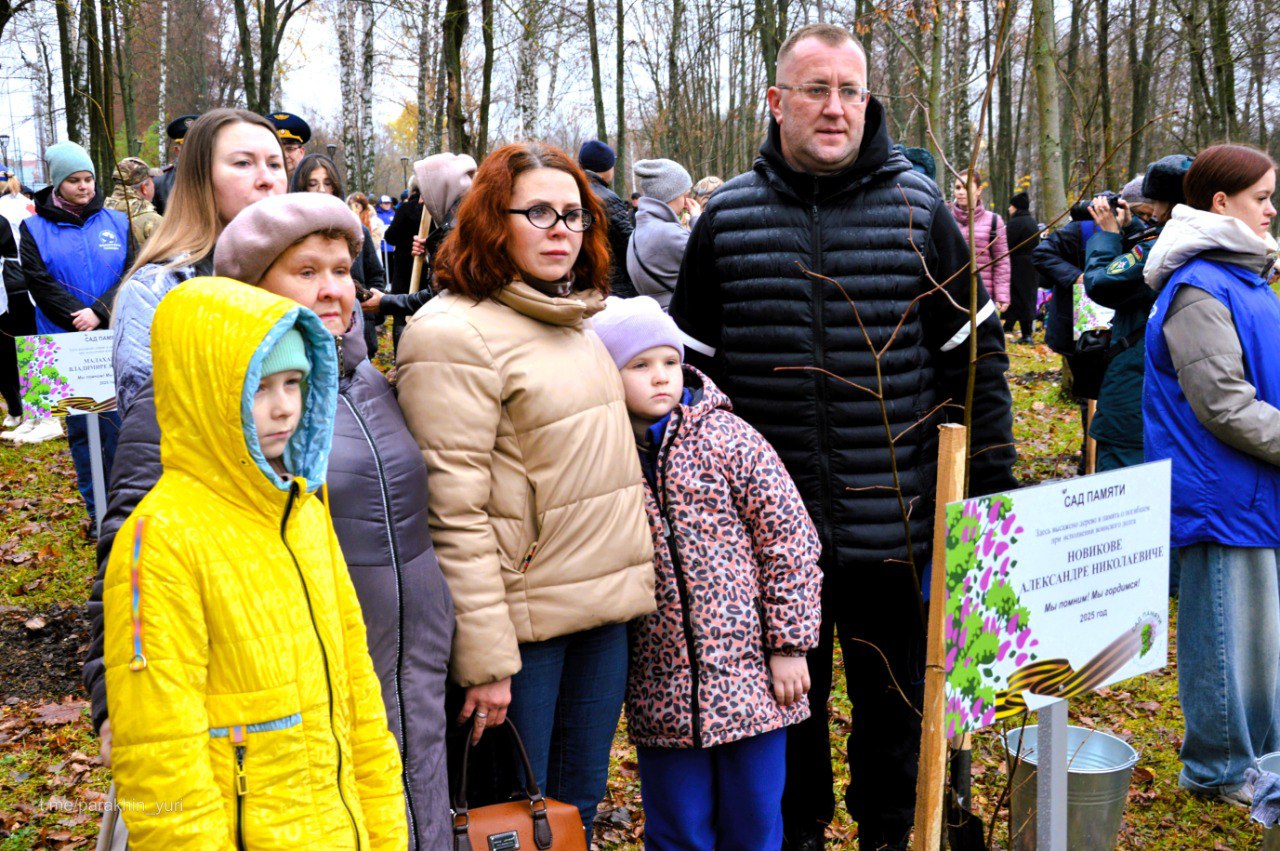 Юрий Парахин: Сегодня в парке Победы появилось 97 новых лип Юрий Парахин: Сегодня в парке Победы появилось 97 новых лип