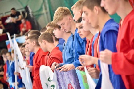 Андрей Клычков: Поприветствовал участников областного чемпионата по самбо на приз почетного председателя Совета Федерации, почетного гражданина Орловской области Егора Семеновича Строева